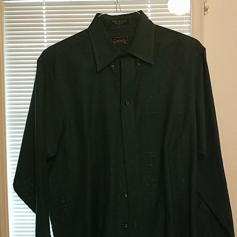 Dark Green men's shirt.  Size 16 1/2  34/35